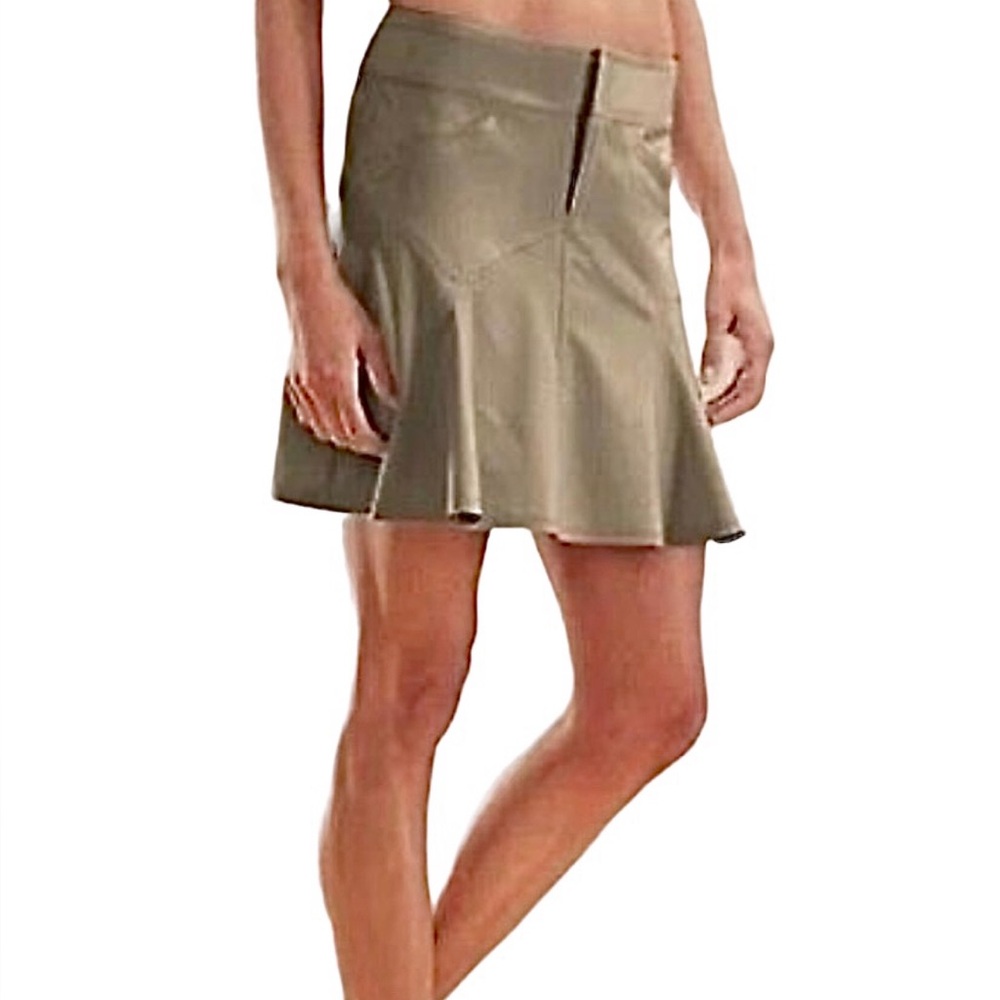 ATHLETA All-Terrain Skirt Olive Green Stretch Athletic